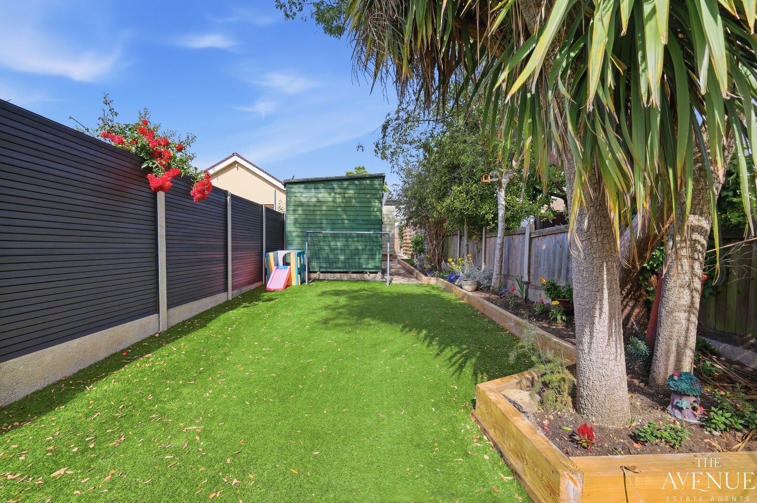 4 bed semi-detached house for sale in Milton Road, Grays  - Property Image 14
