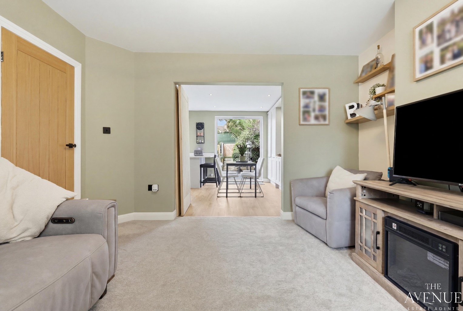 4 bed semi-detached house for sale in Milton Road, Grays  - Property Image 7