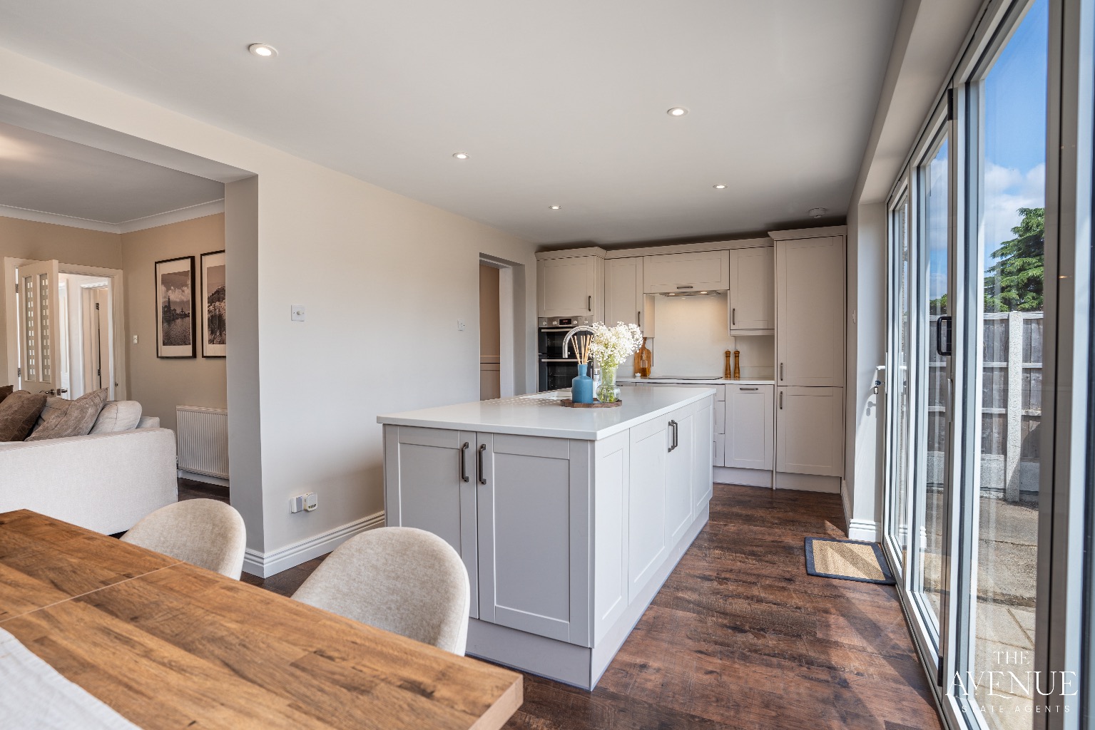 3 bed semi-detached bungalow for sale in Gordon Road, Woodside  - Property Image 3