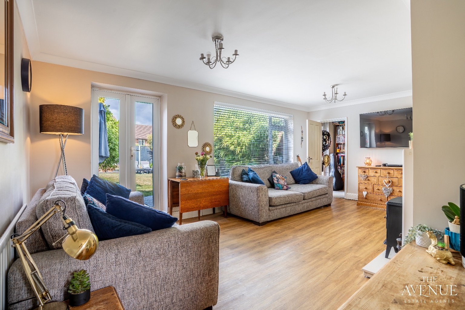 3 bed terraced house for sale in Jenningham Drive, Grays 1
