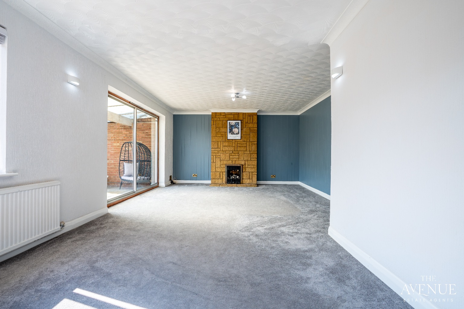 2 bed semi-detached bungalow for sale in Heath Road, Orsett Heath 3
