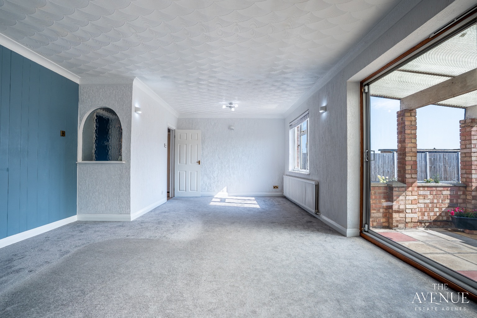 2 bed semi-detached bungalow for sale in Heath Road, Orsett Heath 4