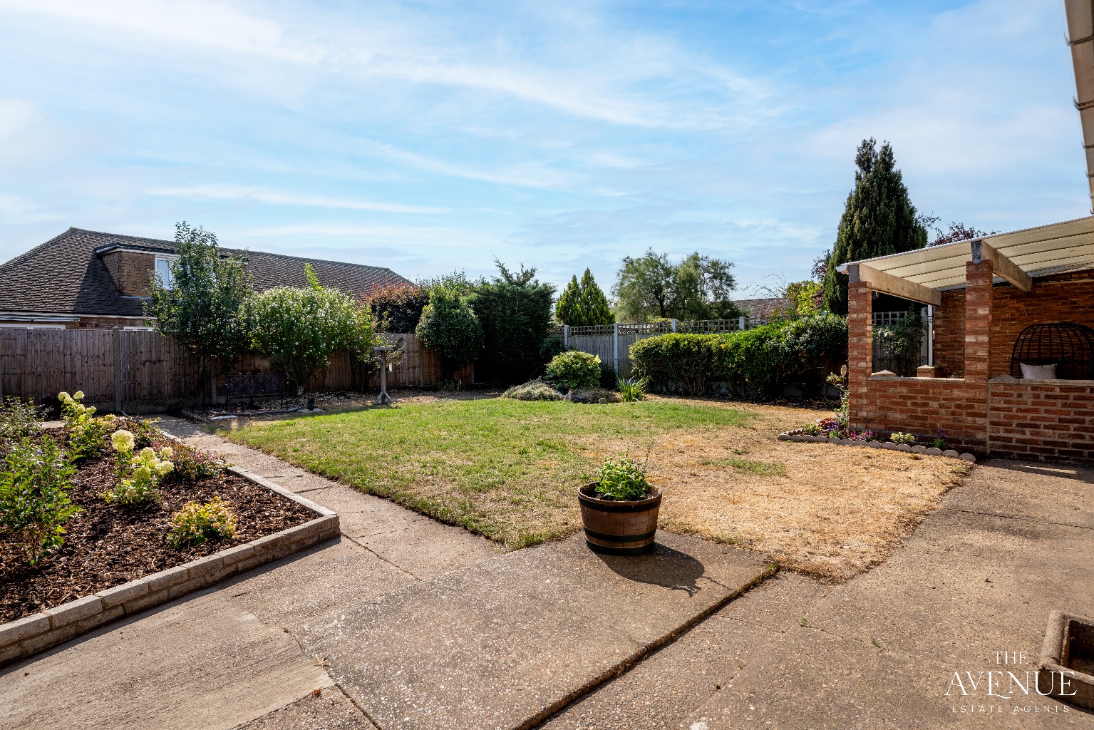 2 bed semi-detached bungalow for sale in Heath Road, Orsett Heath 9