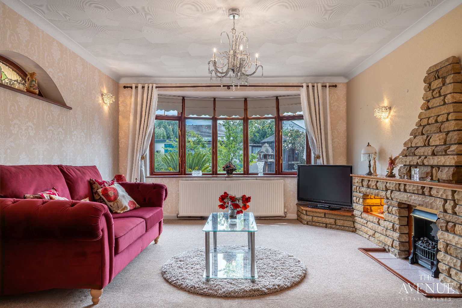 4 bed semi-detached bungalow for sale in Laird Avenue, Grays 2