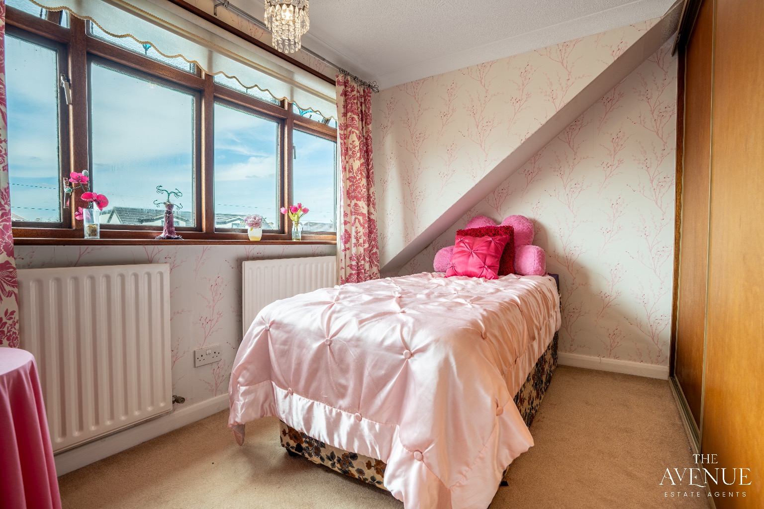 4 bed semi-detached bungalow for sale in Laird Avenue, Grays  - Property Image 14