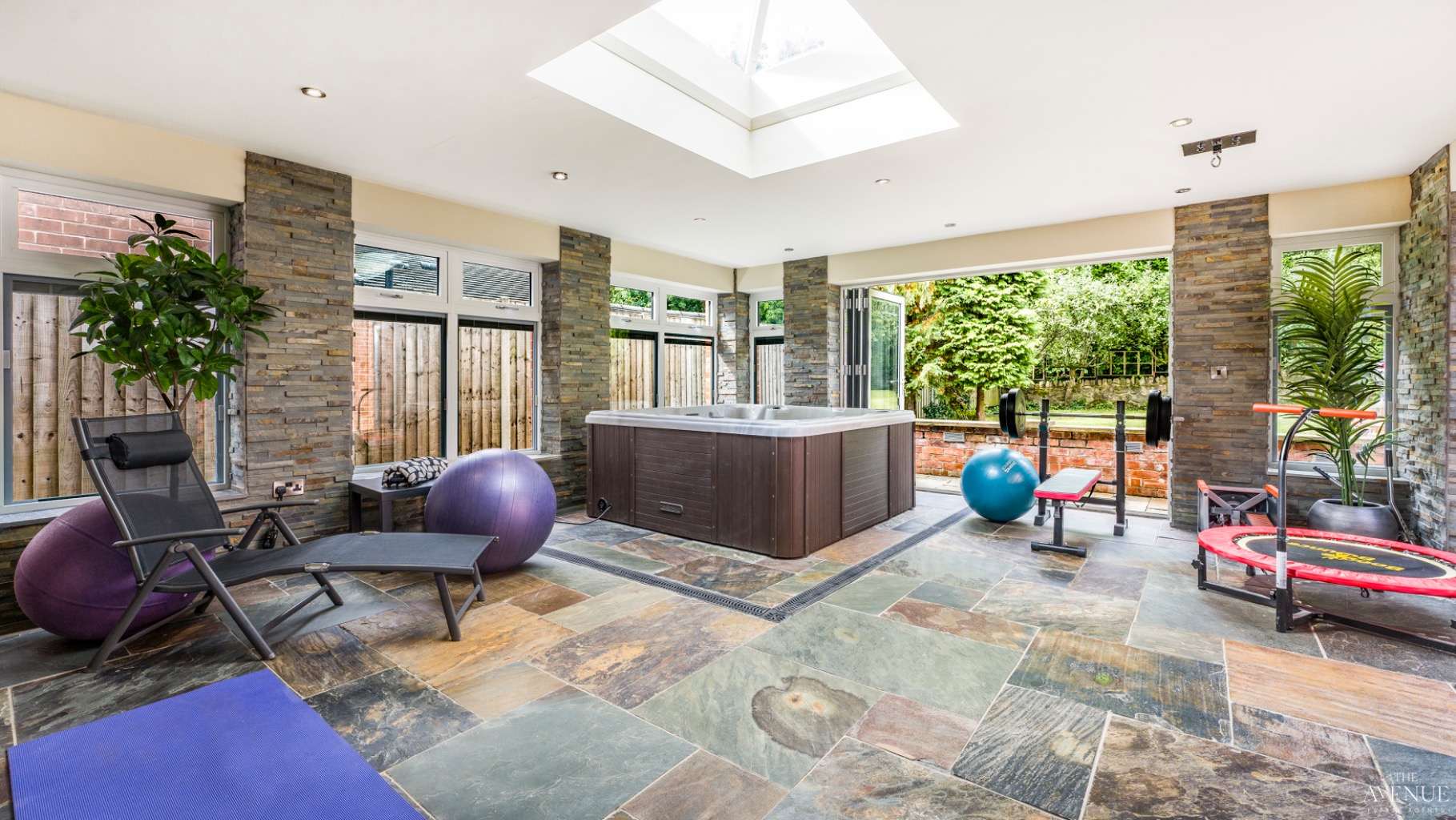 6 bed detached house for sale in (GUIDE PRICE £875,000) Burley Hill, Allestree, Derby, DE22 5