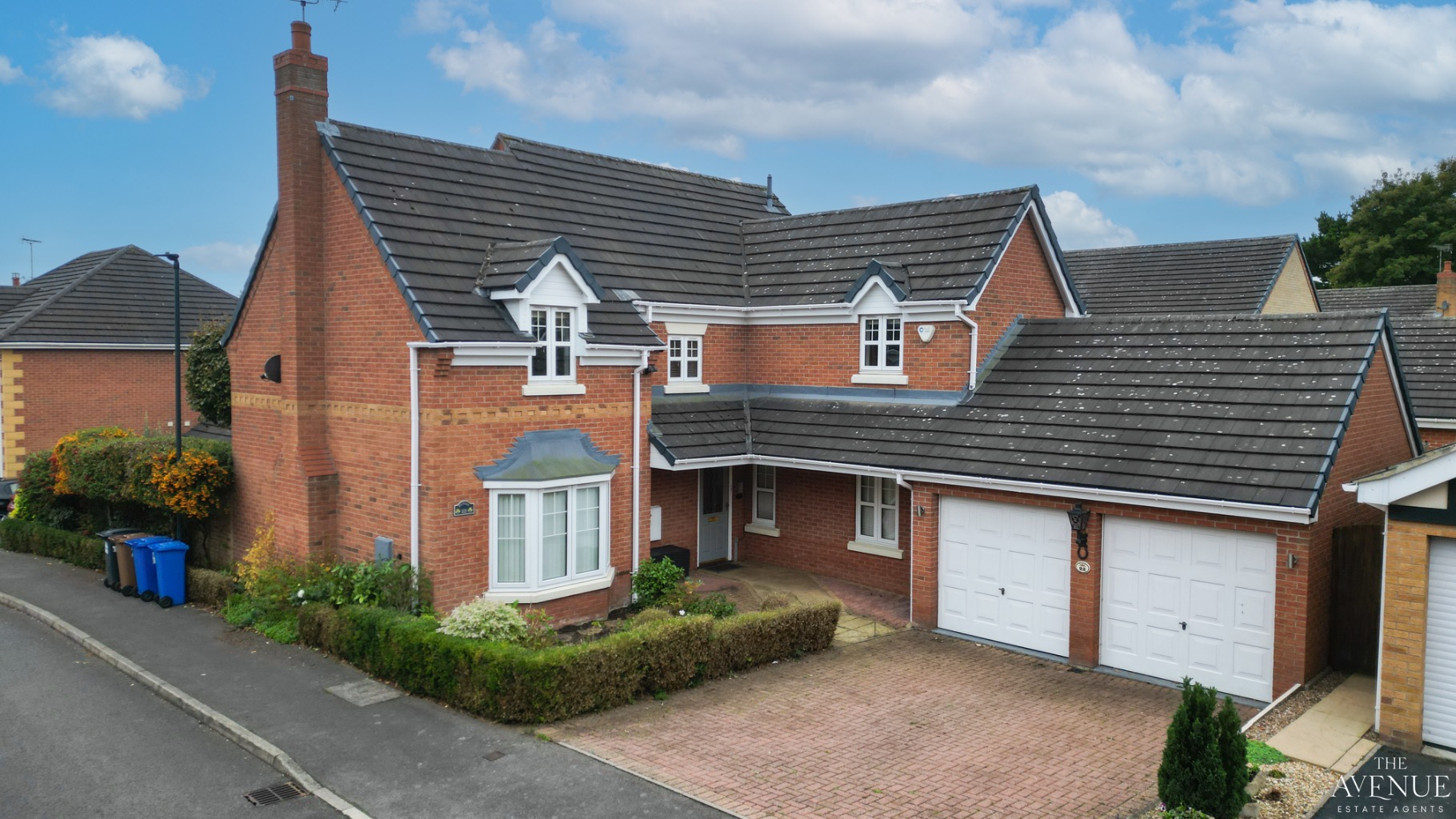 4 bed detached house for sale in Porters Lane, Oakwood, Derby, Derbyshire, DE21 4FZ