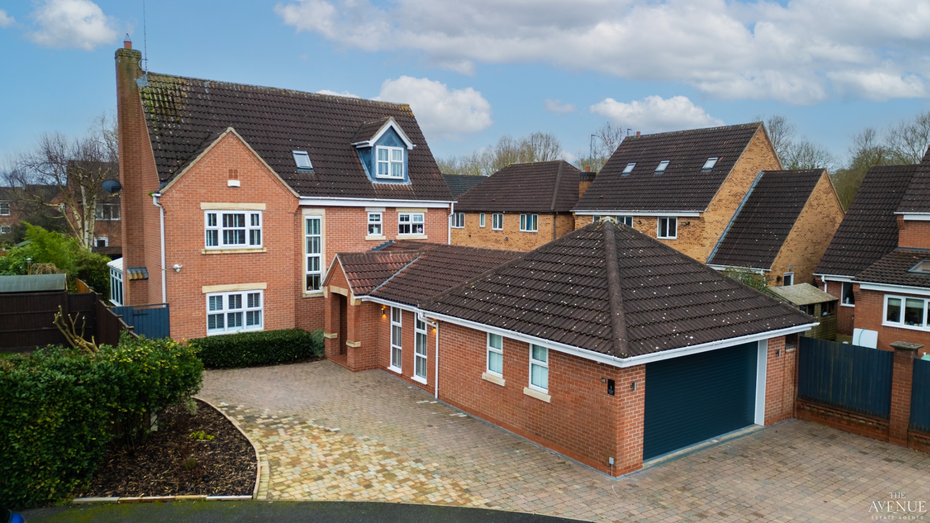 5 bed  for sale in Domain Drive, Chellaston, Derby, Derbyshire, DE73