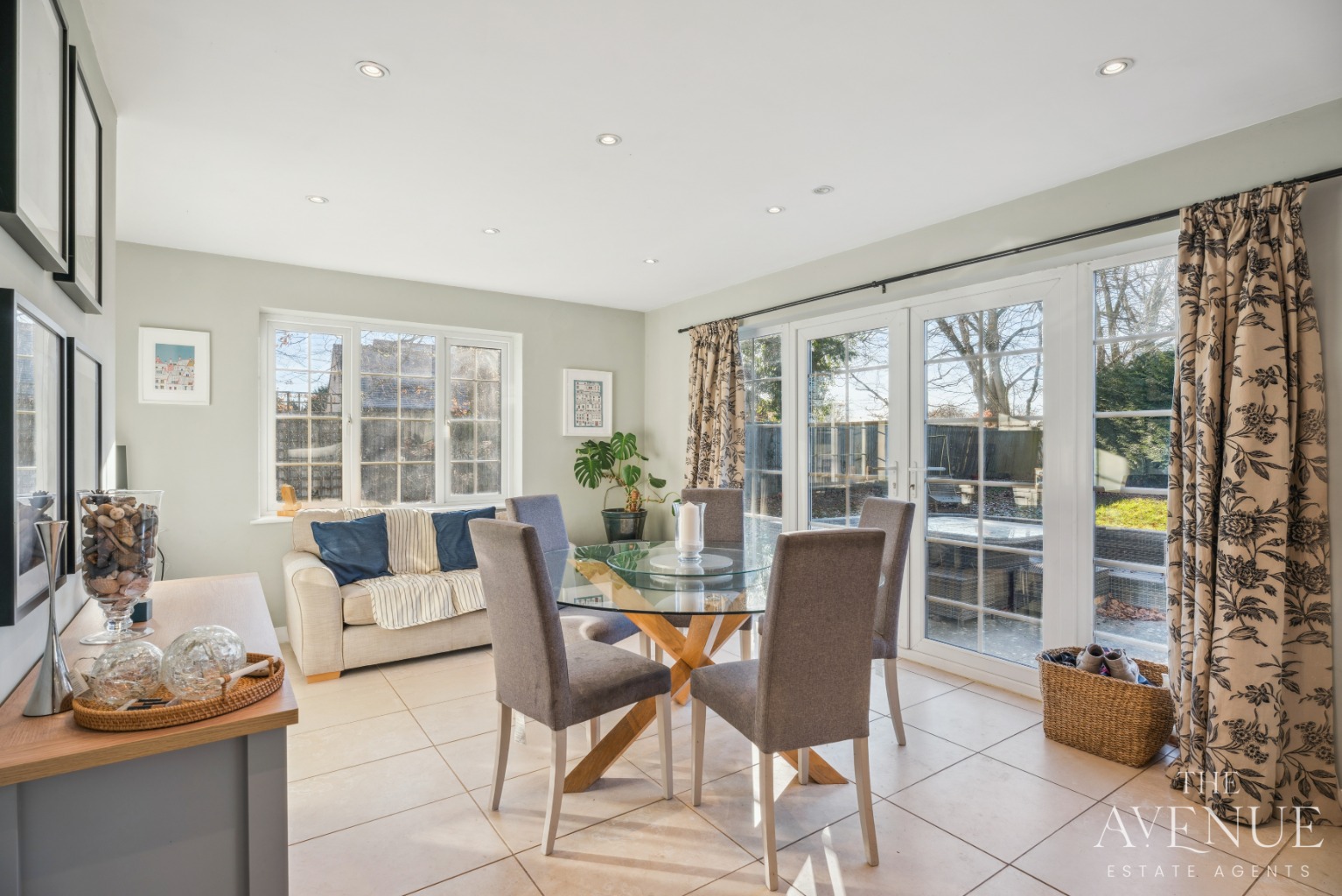 4 bed detached house for sale in Spacious Family Home - Dorchester-On-Thames 11