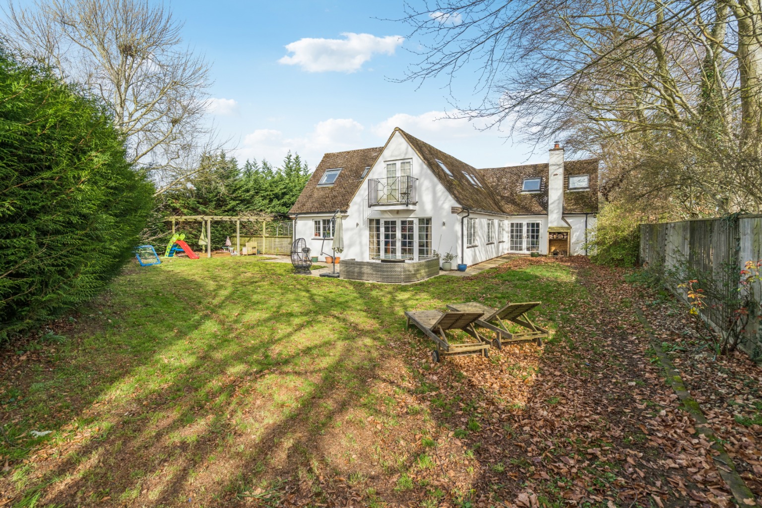 4 bed detached house for sale in Spacious Family Home - Dorchester-On-Thames 16