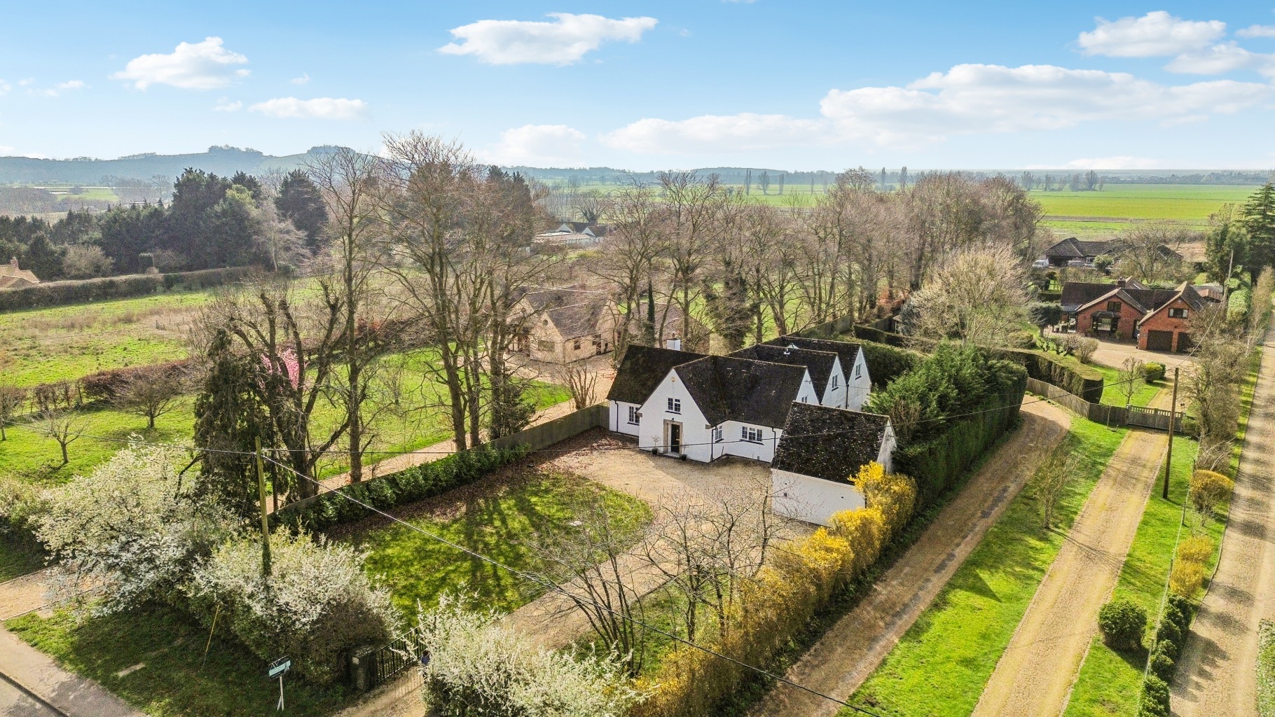 4 bed detached house for sale in Spacious Family Home - Dorchester-On-Thames 3