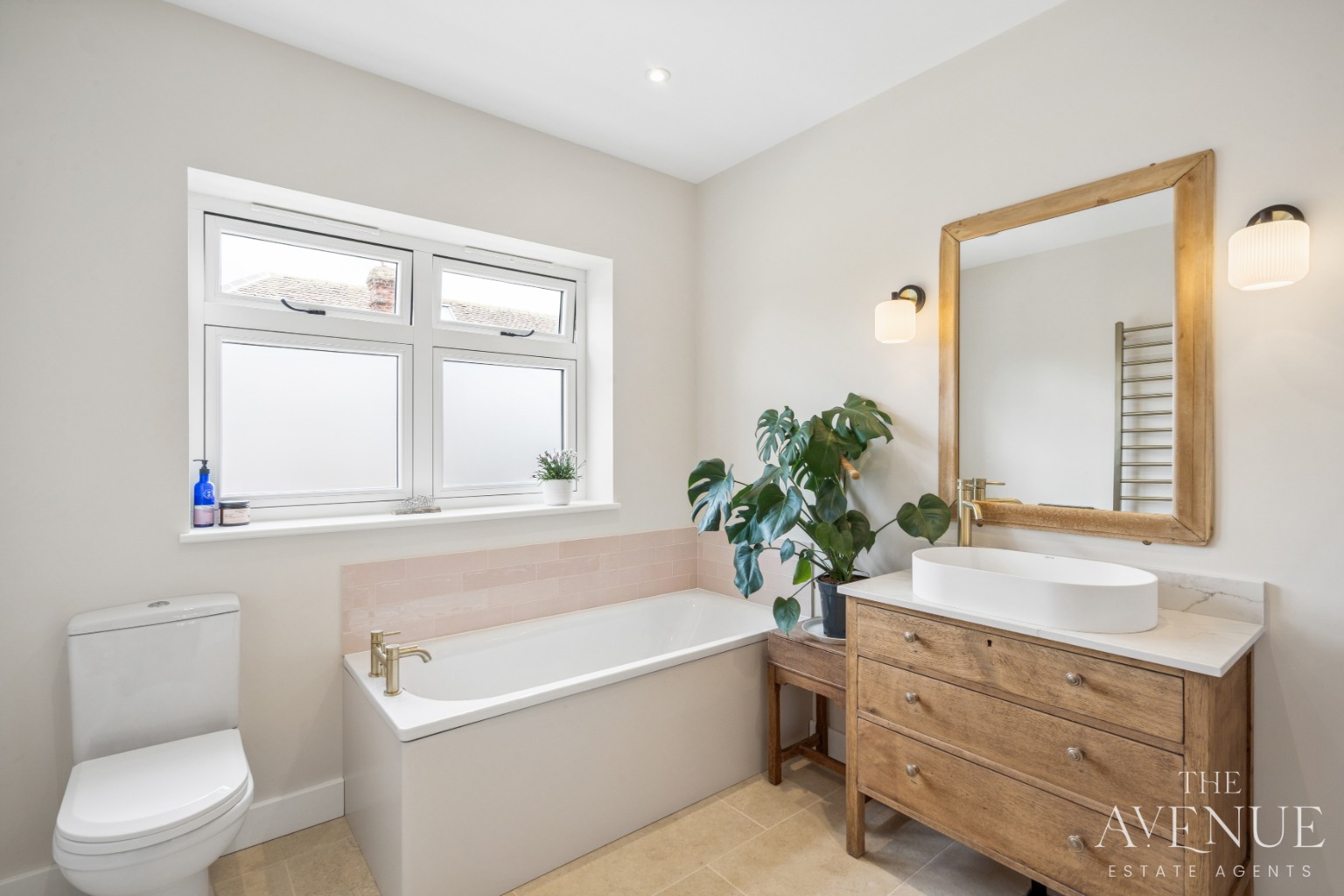 4 bed detached house for sale in Stunning Family Home - Benson, Oxfordshire 15