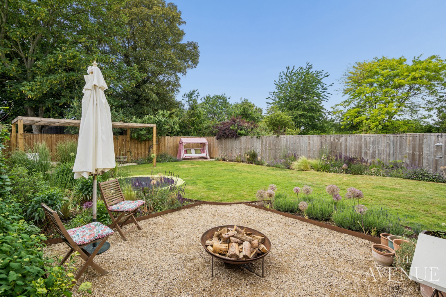 4 bed detached house for sale in Stunning Family Home - Benson, Oxfordshire 11