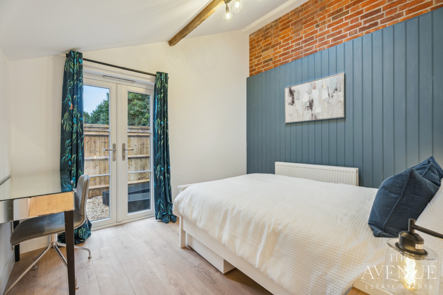 7 bed detached house for sale in Stunning Family Home + Two Bedroom Annex 28