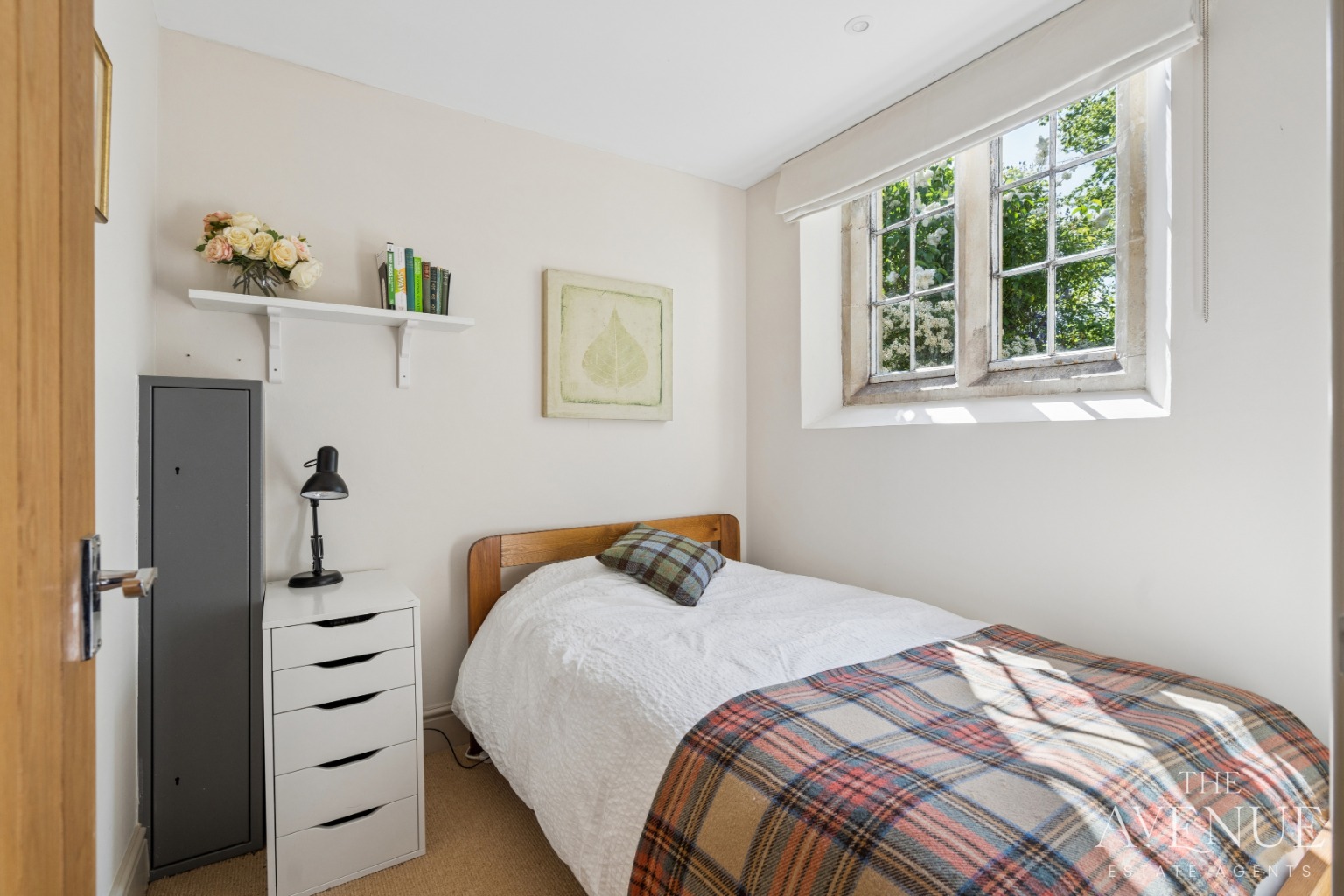 3 bed detached house for sale in The Green South, Warborough, OX10 8