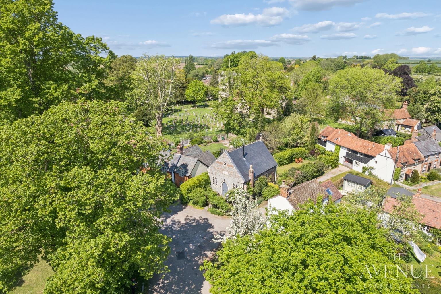 3 bed detached house for sale in The Green South, Warborough, OX10 1