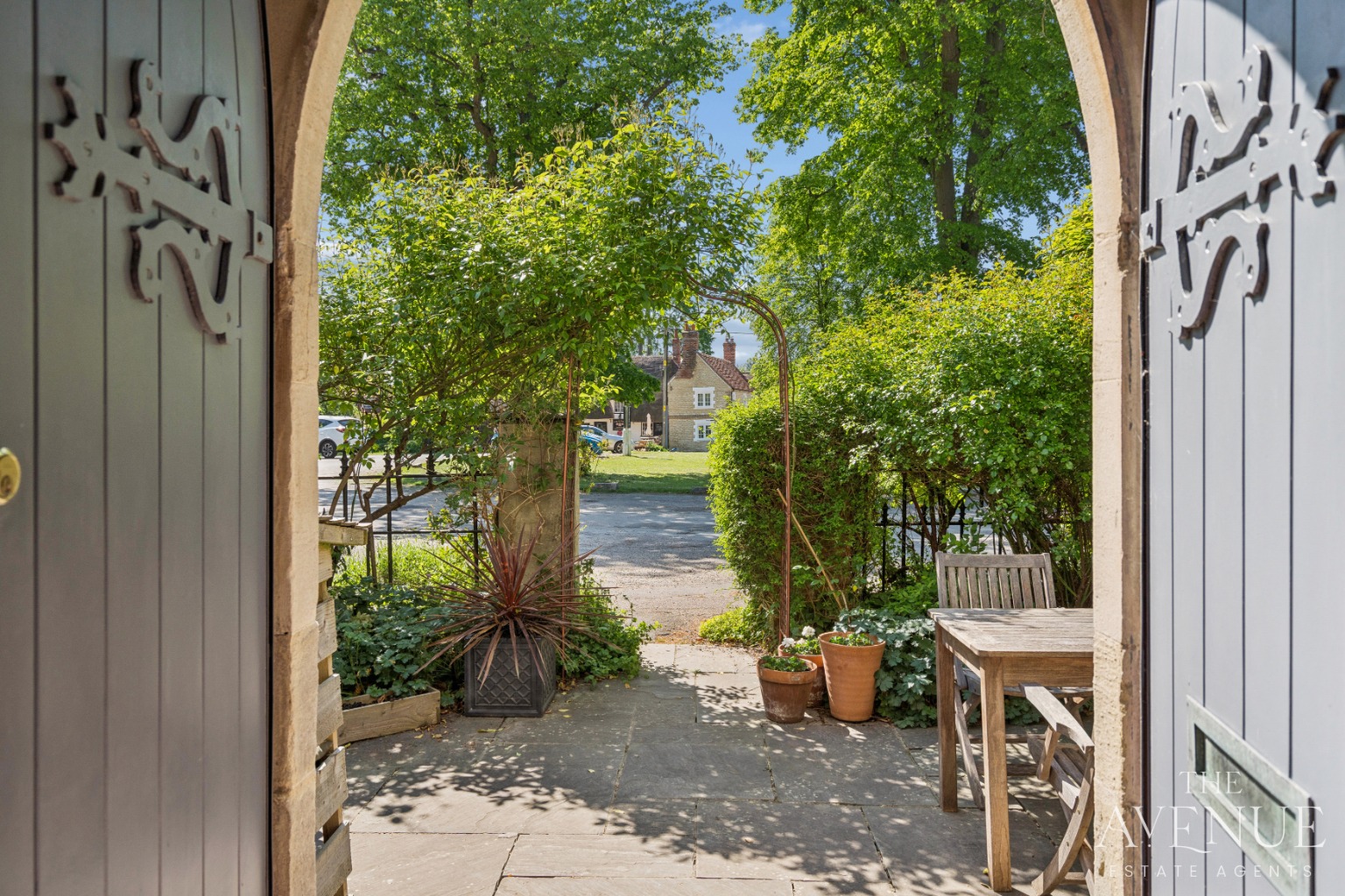 3 bed detached house for sale in The Green South, Warborough, OX10 17