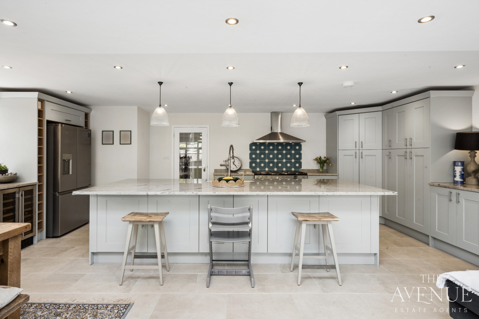 4 bed semi-detached house for sale in Springhill Road, Goring on Thames, RG8  - Property Image 5