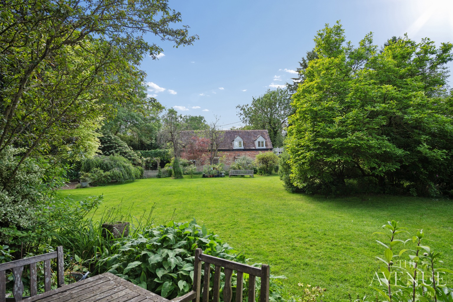 4 bed detached house for sale in Character Home in 0.5 Acre Gardens + Annexe - Nuneham Courtney, Oxfordshire 13
