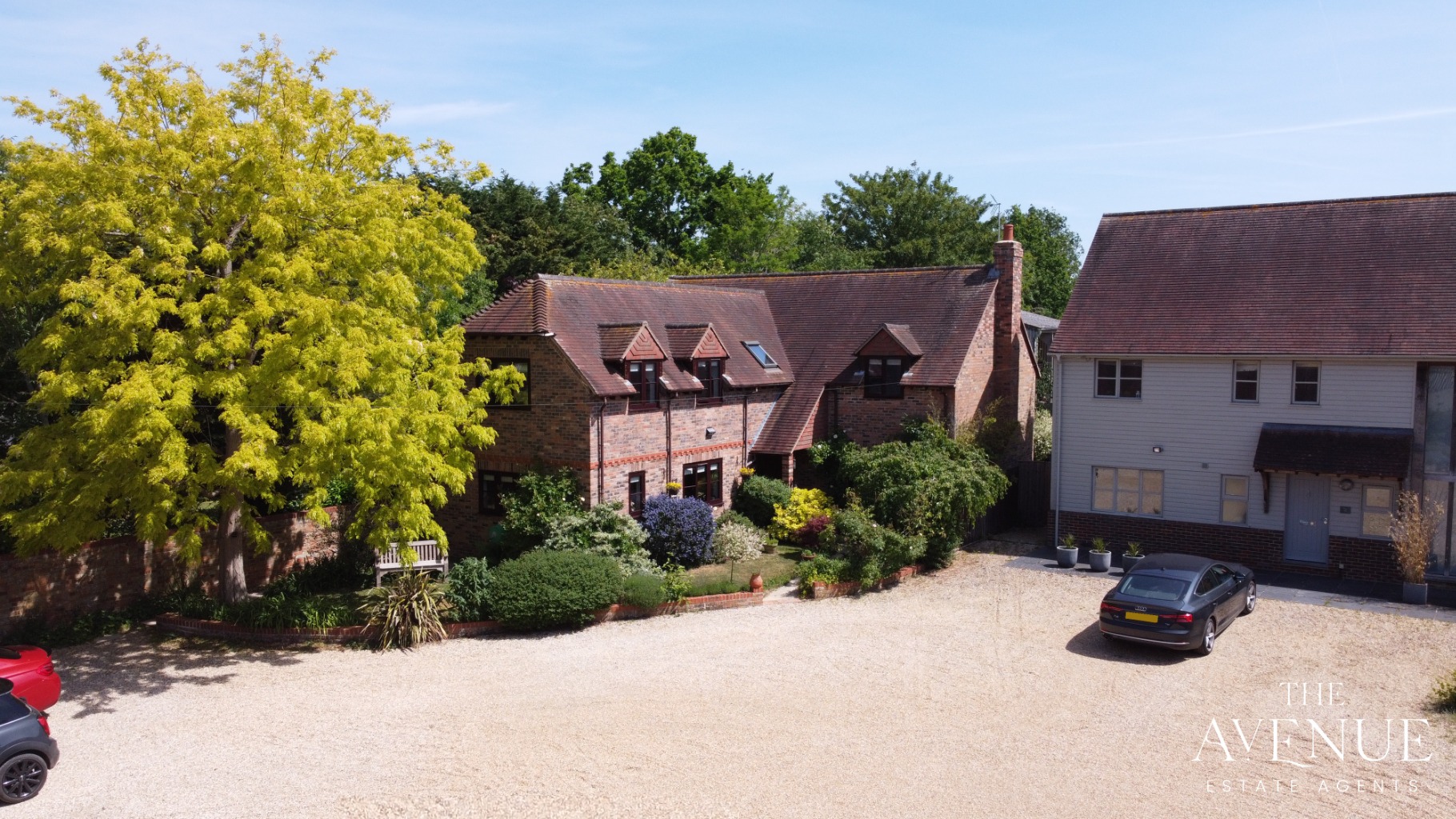 5 bed detached house for sale in Spacious Family Home - Berrick, Oxfordshire  - Property Image 15