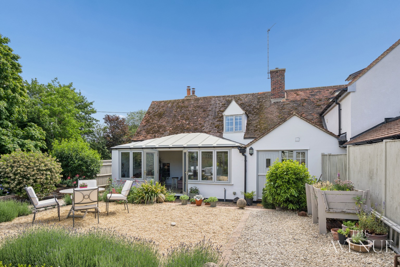 3 bed semi-detached house for sale in Stylish Character Cottage -Warborough, Oxfordshire