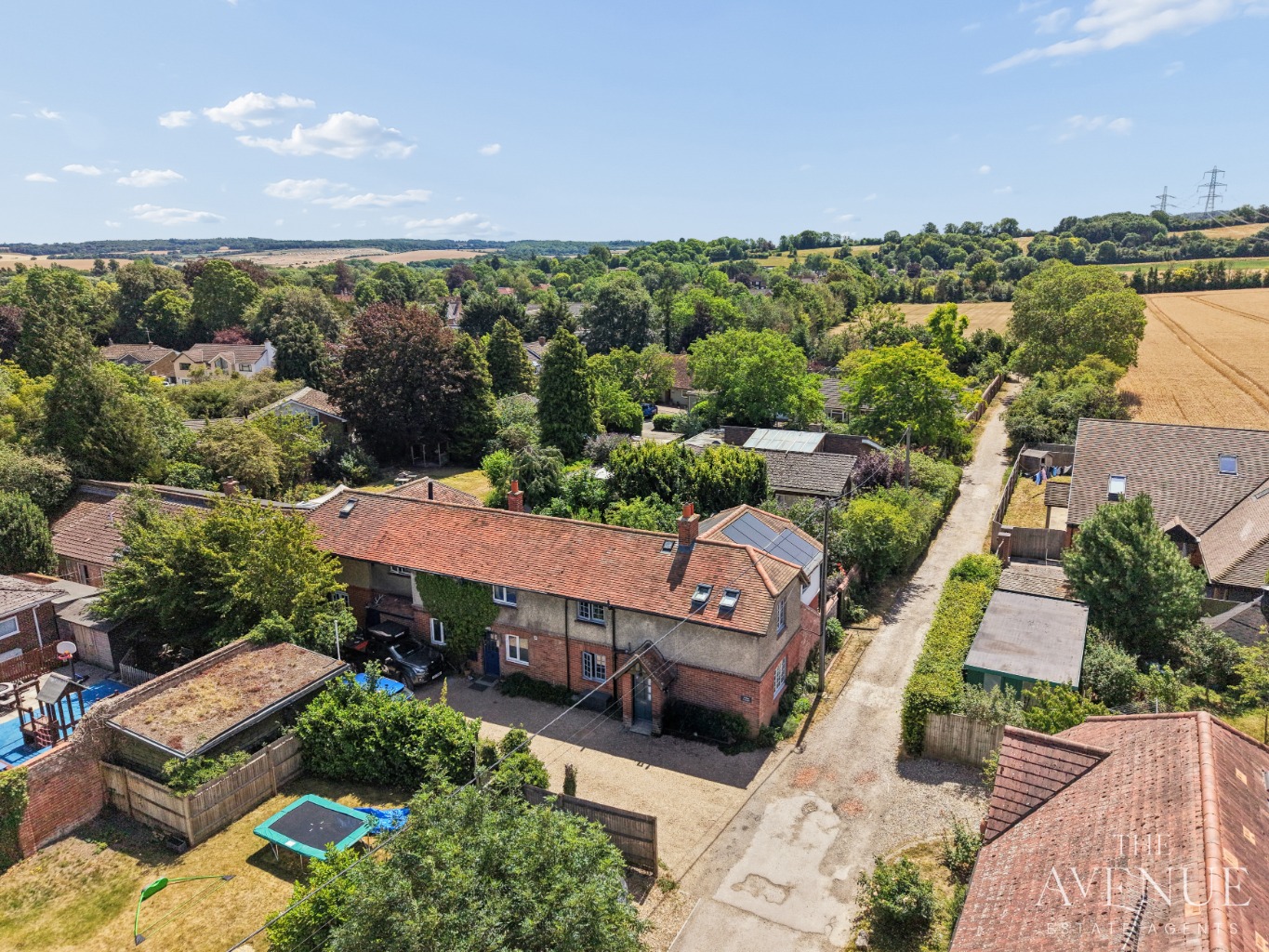 3 bed semi-detached house for sale in Beautifully Modern Victorian Cottage - Moulsford  - Property Image 13