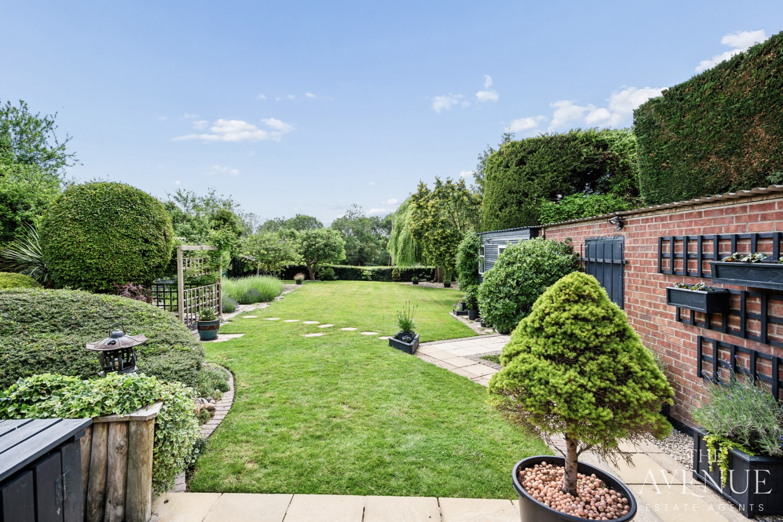 4 bed detached house for sale in Countryside Views + 0.29 acre plot - Newington, Oxfordshire 13