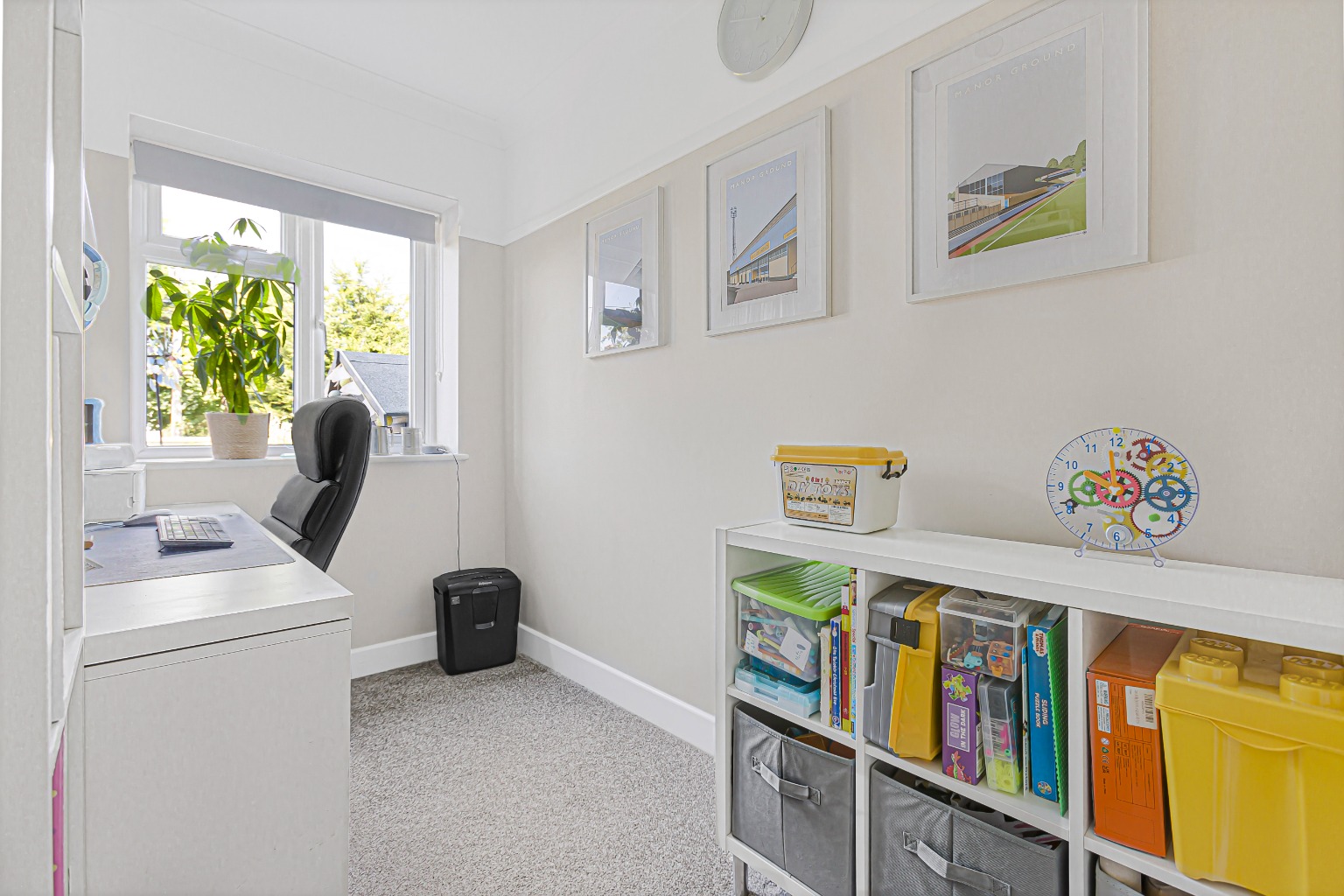 4 bed semi-detached house for sale in Superb Family Home Close to Town & Station  - Property Image 10
