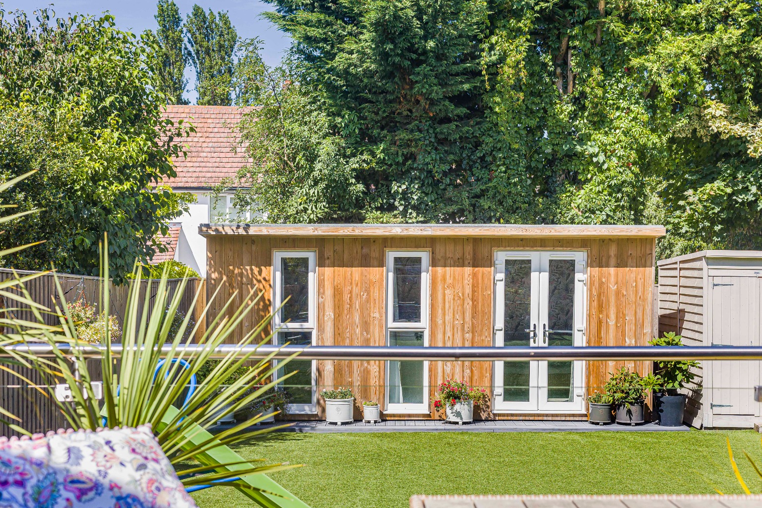 4 bed semi-detached house for sale in Superb Family Home Close to Town & Station  - Property Image 16