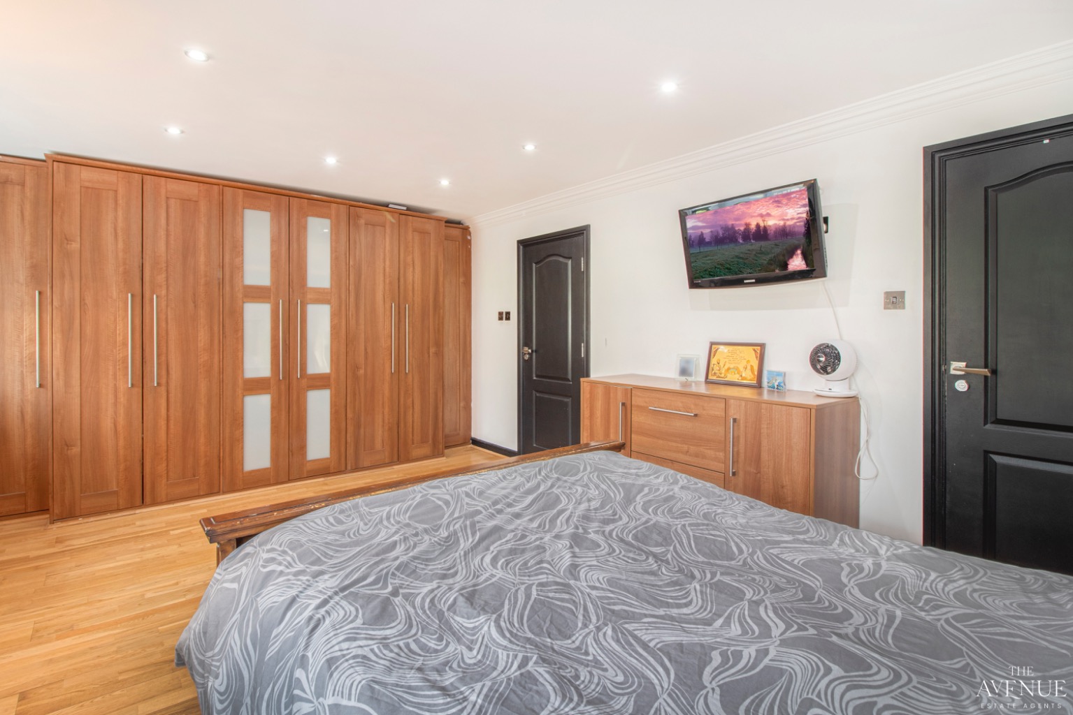 5 bed semi-detached house for sale in Vaughton Street, Birmingham, West Midlands, B12 0SS  - Property Image 11