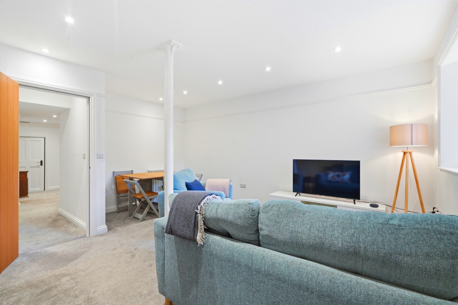 3 bed flat to rent in Woodfield House, 104 Bewdley Road, Kidderminster, Worcestershire, DY11 3