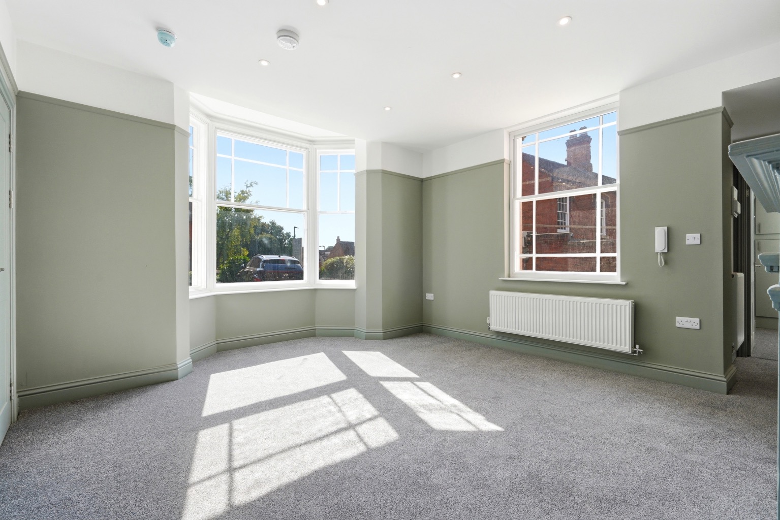 1 bed ground floor flat to rent in Oak Cottage Place, 13 New Road, Bromsgrove, Worcestershire, B60 2JG 3