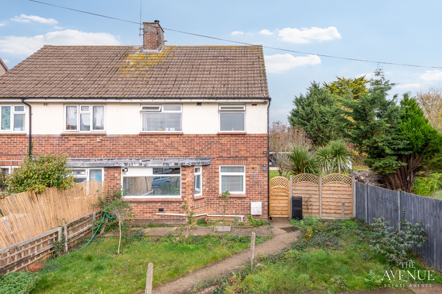3 bed semi-detached house for sale in Handcross Way, Higham Ferrers, NN10 8AD  - Property Image 3