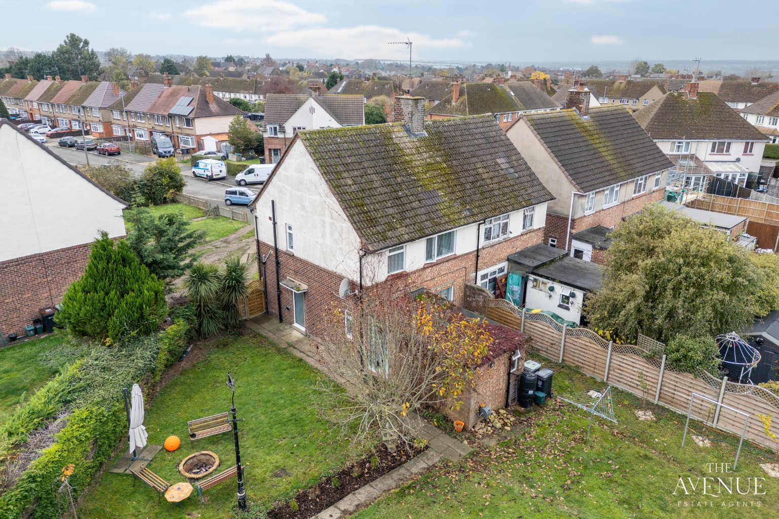 3 bed semi-detached house for sale in Handcross Way, Higham Ferrers, NN10 8AD 25