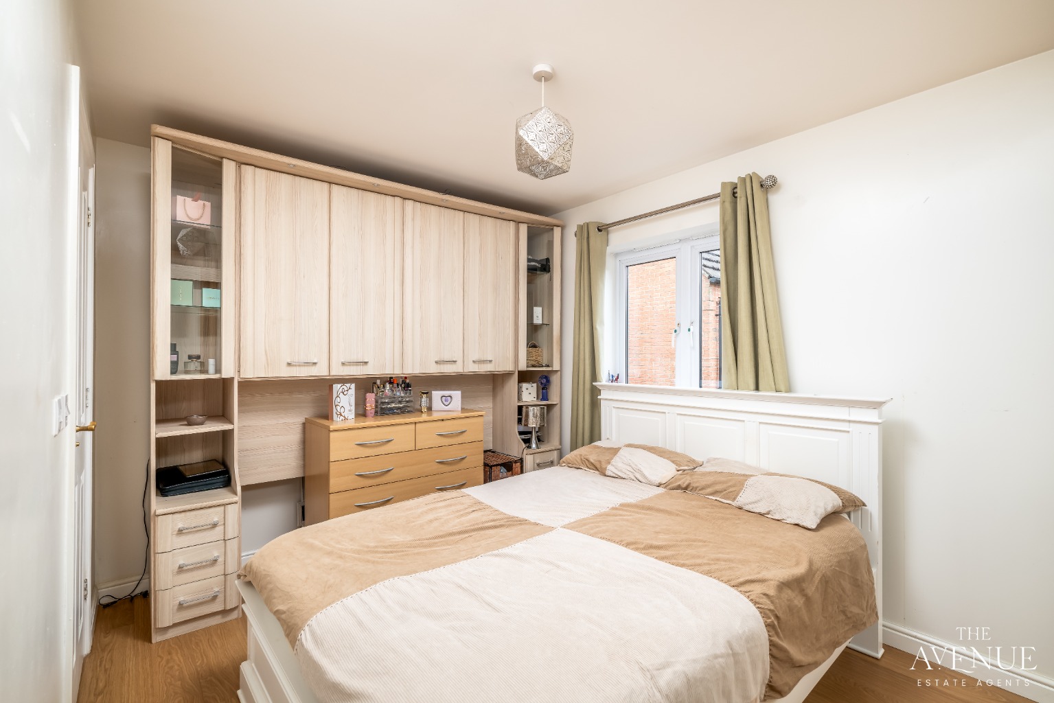 3 bed end of terrace house for sale in Celtic Close, Higham Ferrers, NN10 8NX 16