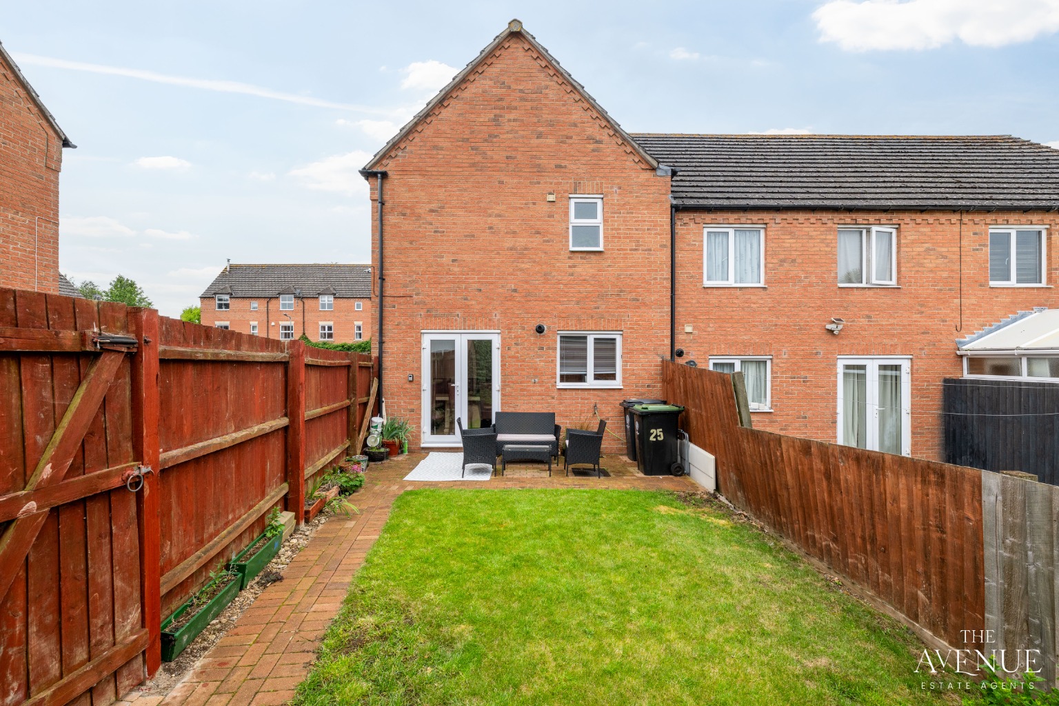 3 bed end of terrace house for sale in Celtic Close, Higham Ferrers, NN10 8NX - Property Image 25