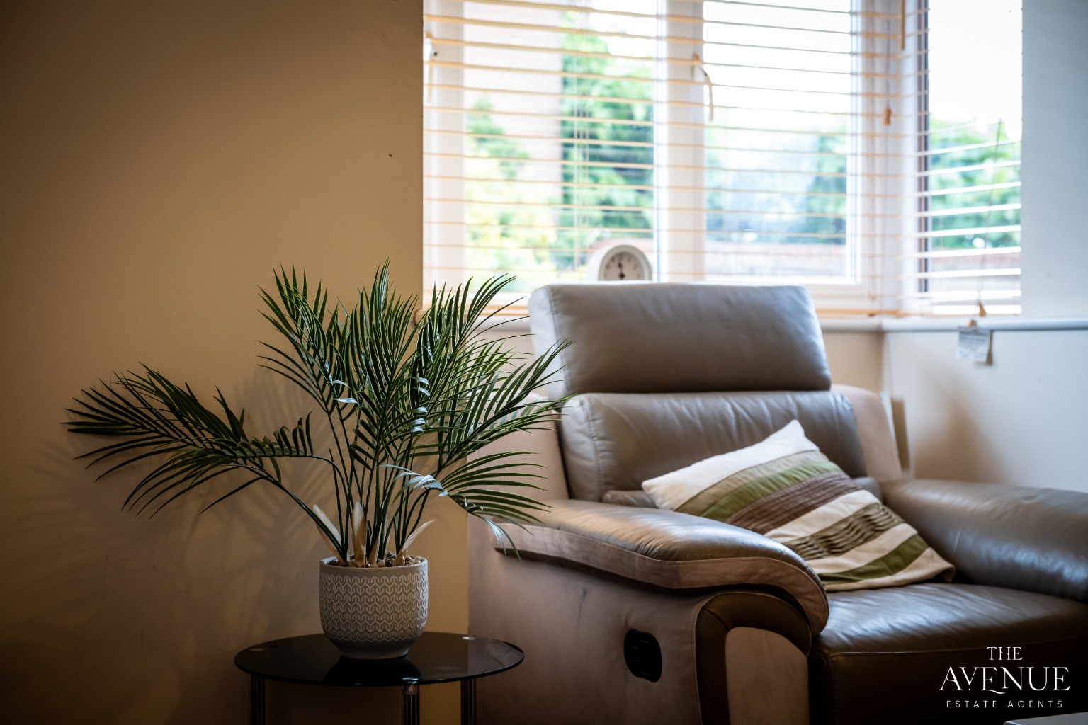 3 bed end of terrace house for sale in Celtic Close, Higham Ferrers, NN10 8NX 5