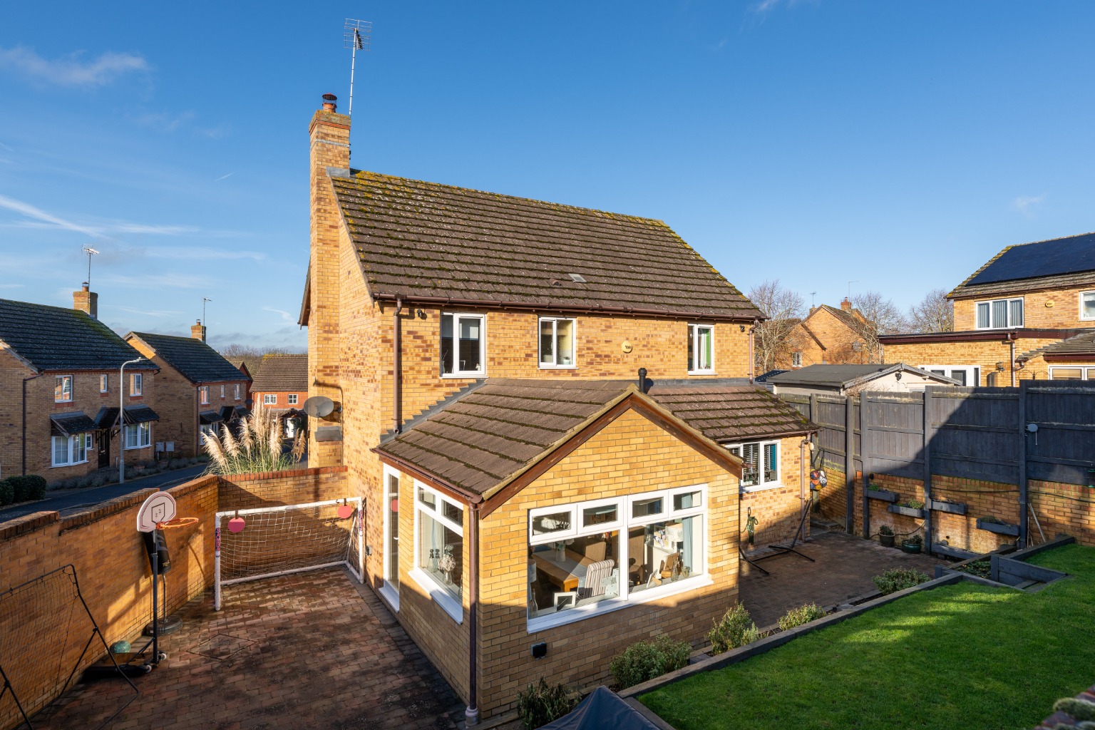 4 bed detached house for sale in Coniston Close, Higham Ferrers, NN10 8NL - Property Image 28