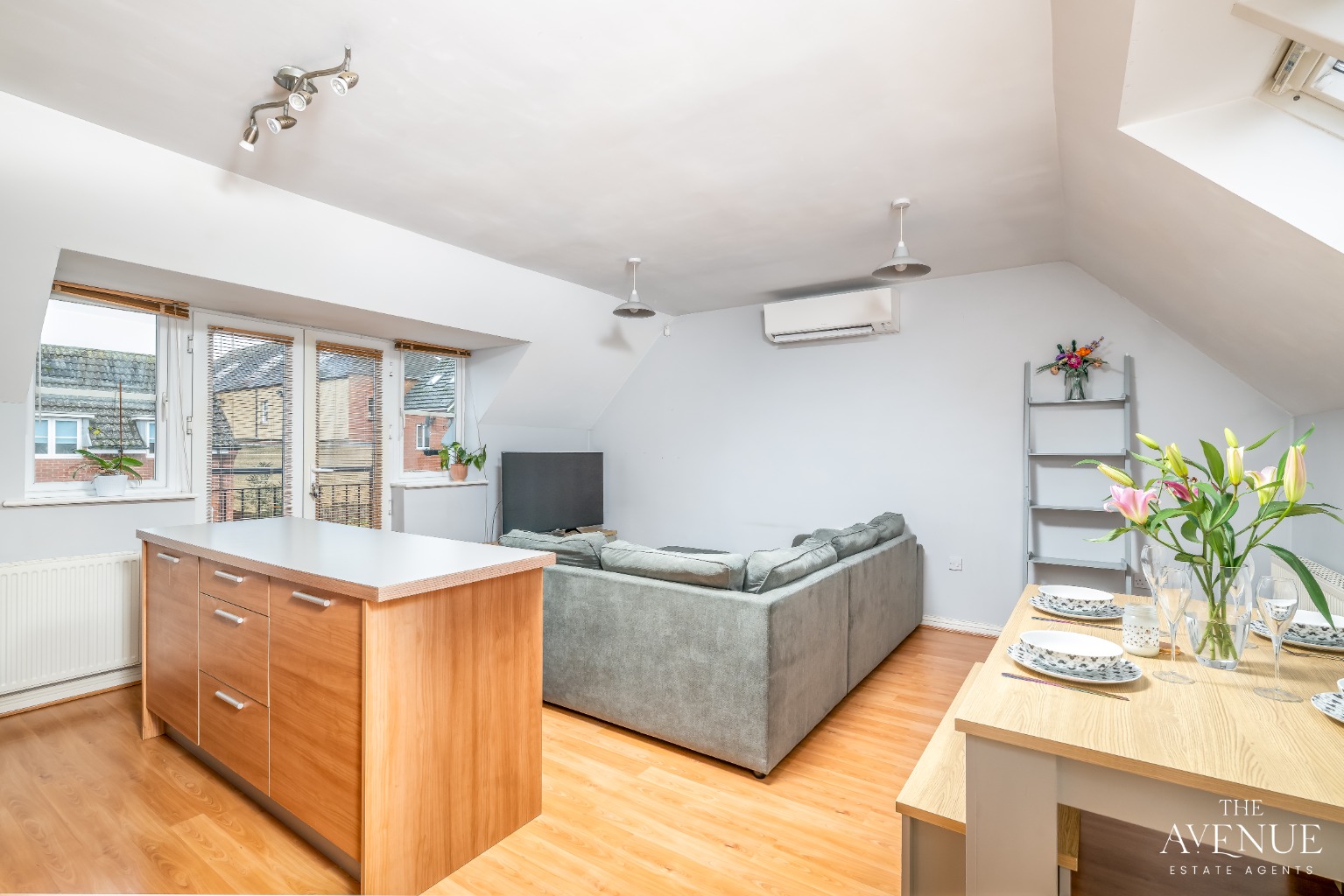 2 bed coach house for sale in Castlefield Close, Higham Ferrers, NN0 8FA 5