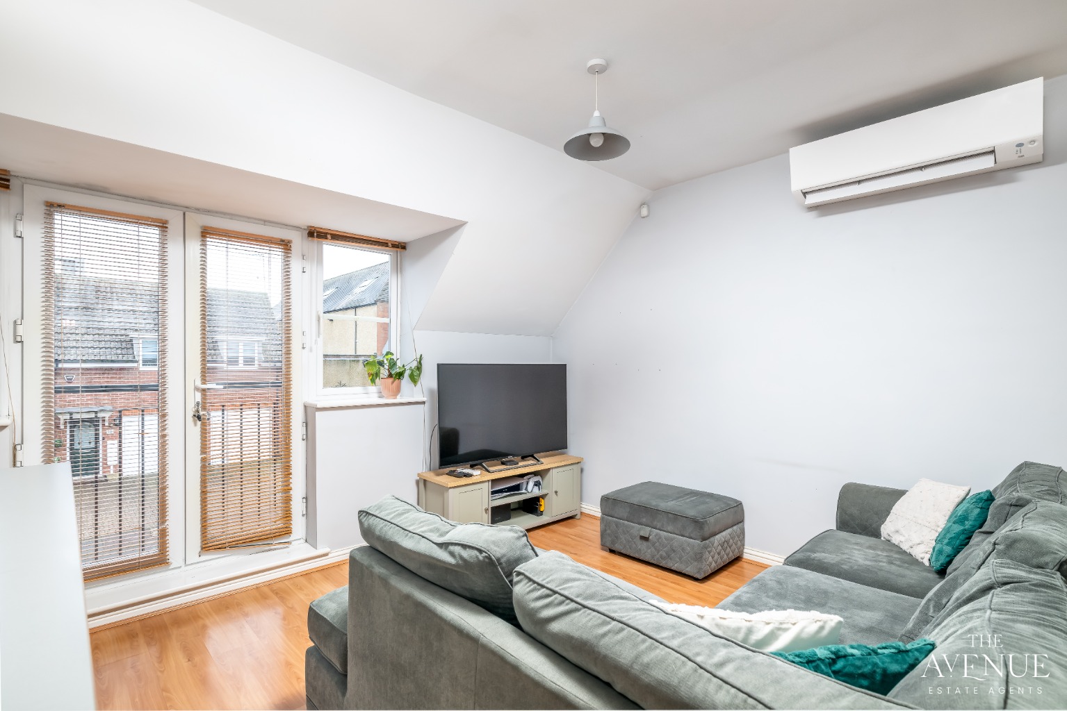 2 bed coach house for sale in Castlefield Close, Higham Ferrers, NN0 8FA 11