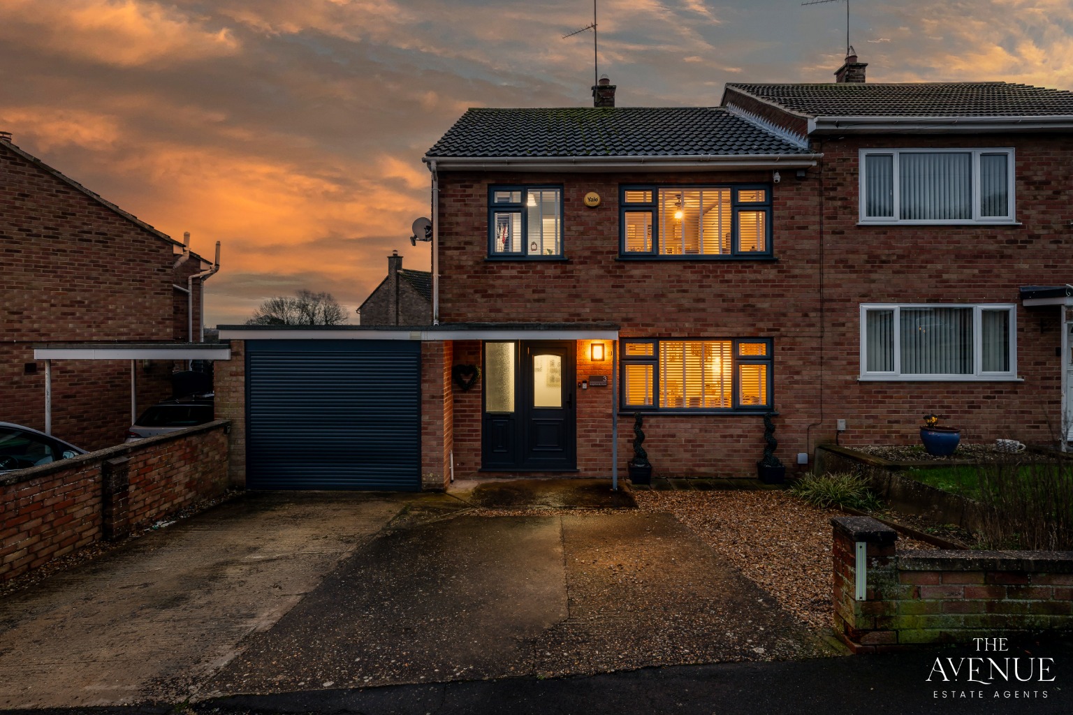3 bed semi-detached house for sale in Knightlands Road, Irthlingborough, NN9 5SU - Property Image 1