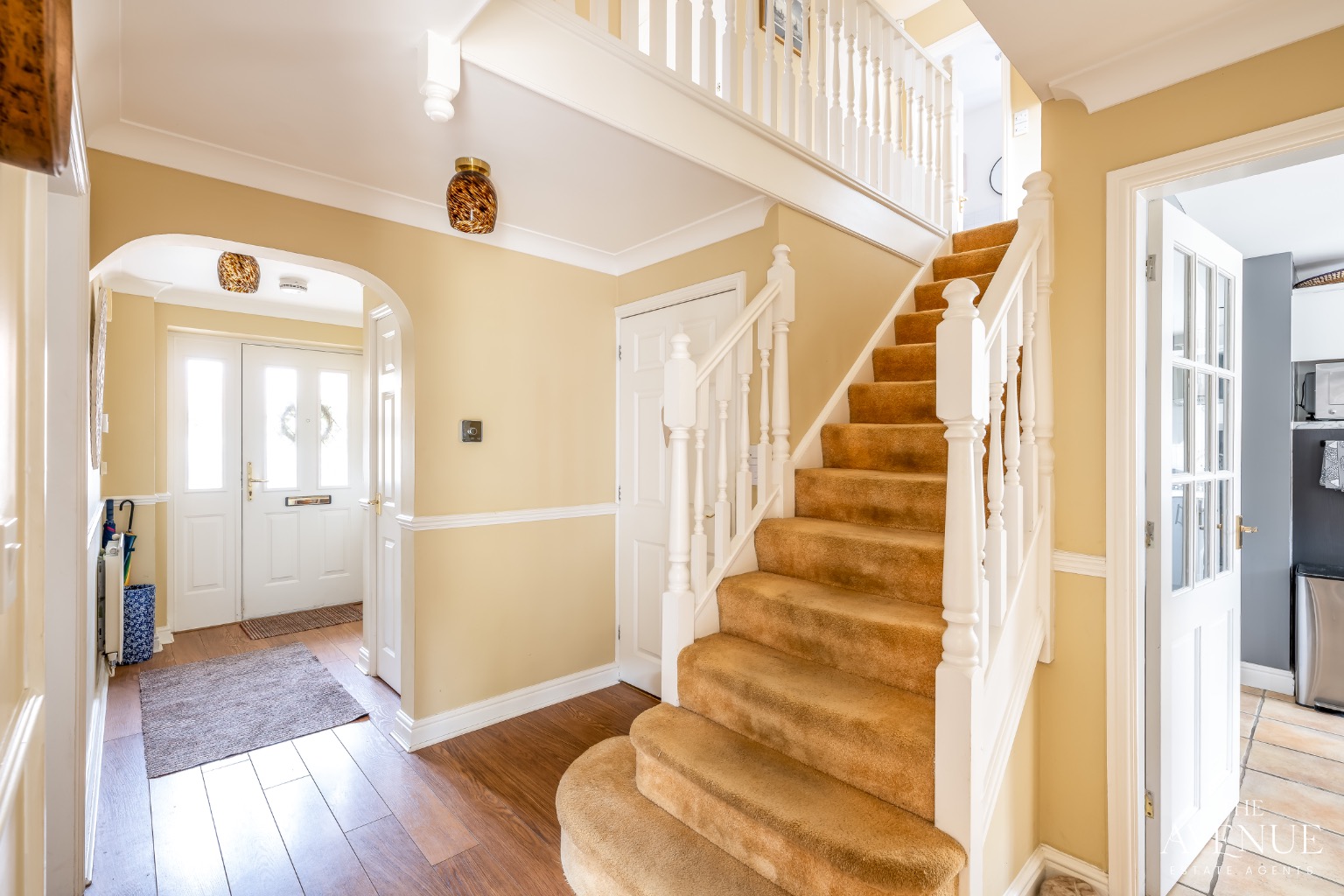 5 bed detached house for sale in Trefoil Close, Rushden, NN10 0PN 3