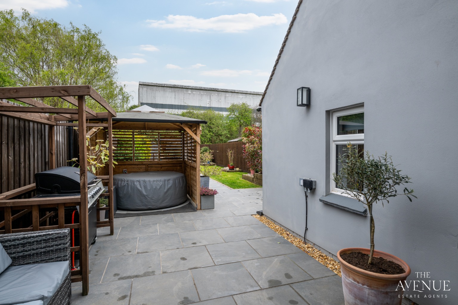 3 bed terraced house for sale in The Hedges, Rushden 23
