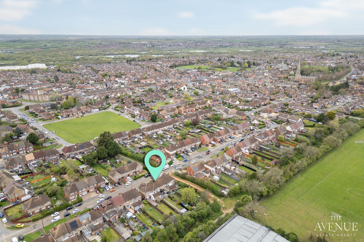 3 bed terraced house for sale in The Hedges, Rushden 37