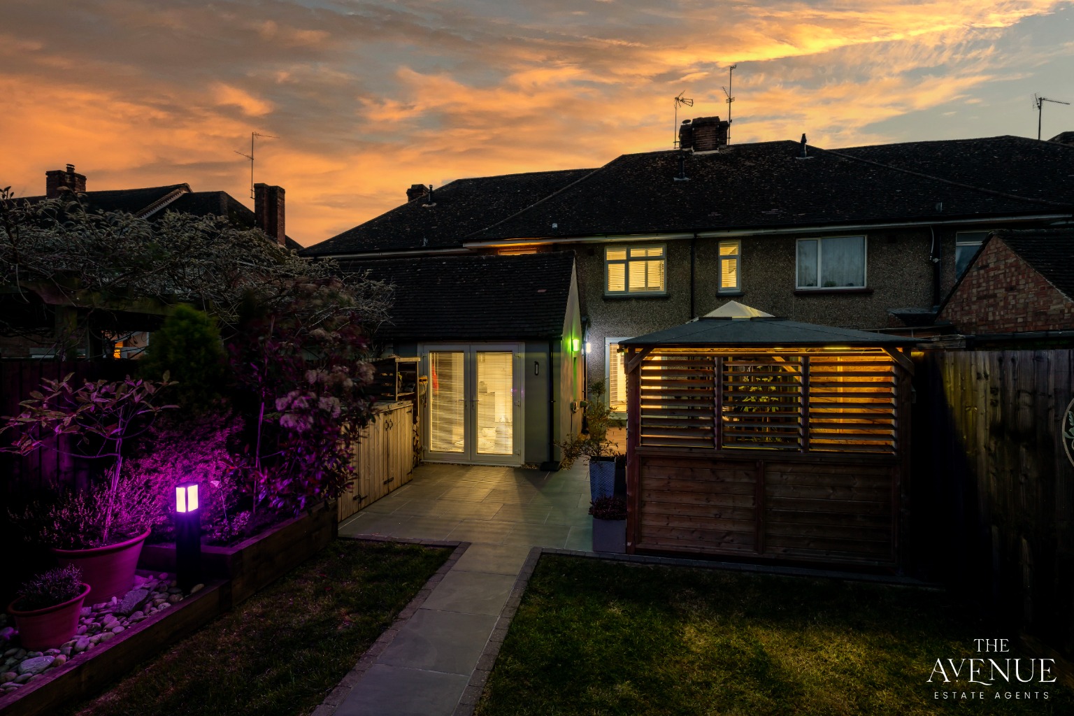 3 bed terraced house for sale in The Hedges, Rushden 32