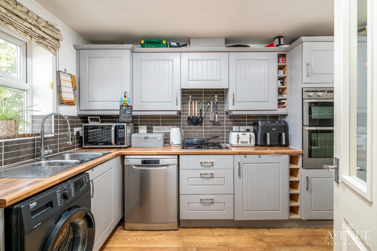 3 bed terraced house for sale in Patenall Way, Higham Ferrers, NN10 8PL - Property Image 2