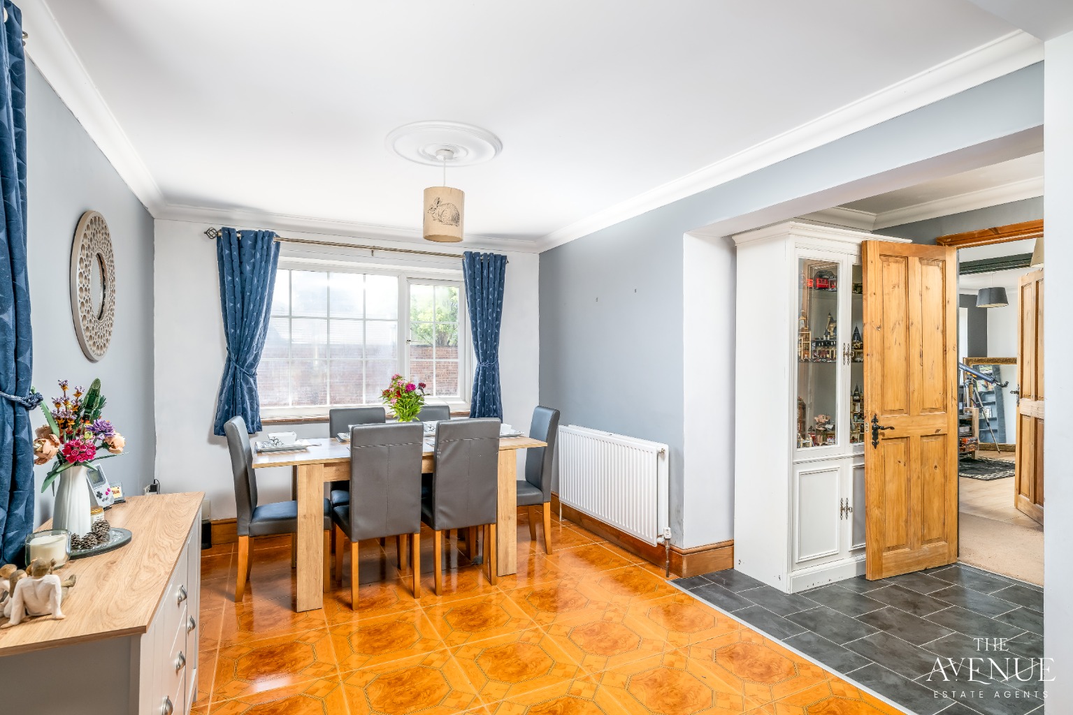 5 bed detached house for sale in Little Street, Rushden, NN10 0LS 8