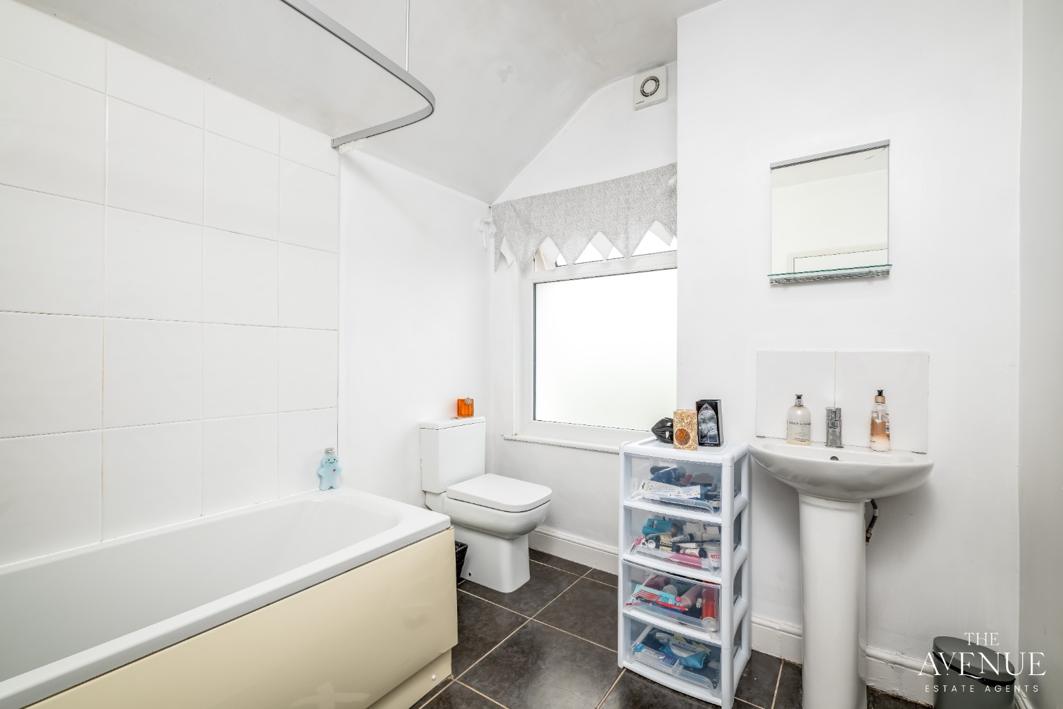 2 bed terraced house for sale in Regent Street, Kettering, NN16 8QH  - Property Image 19