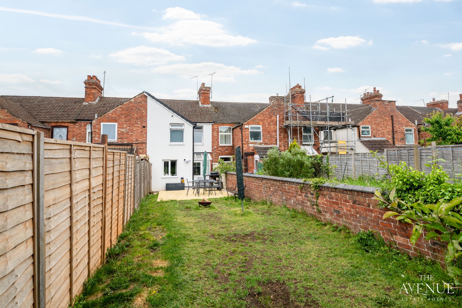2 bed terraced house for sale in Regent Street, Kettering, NN16 8QH - Property Image 1
