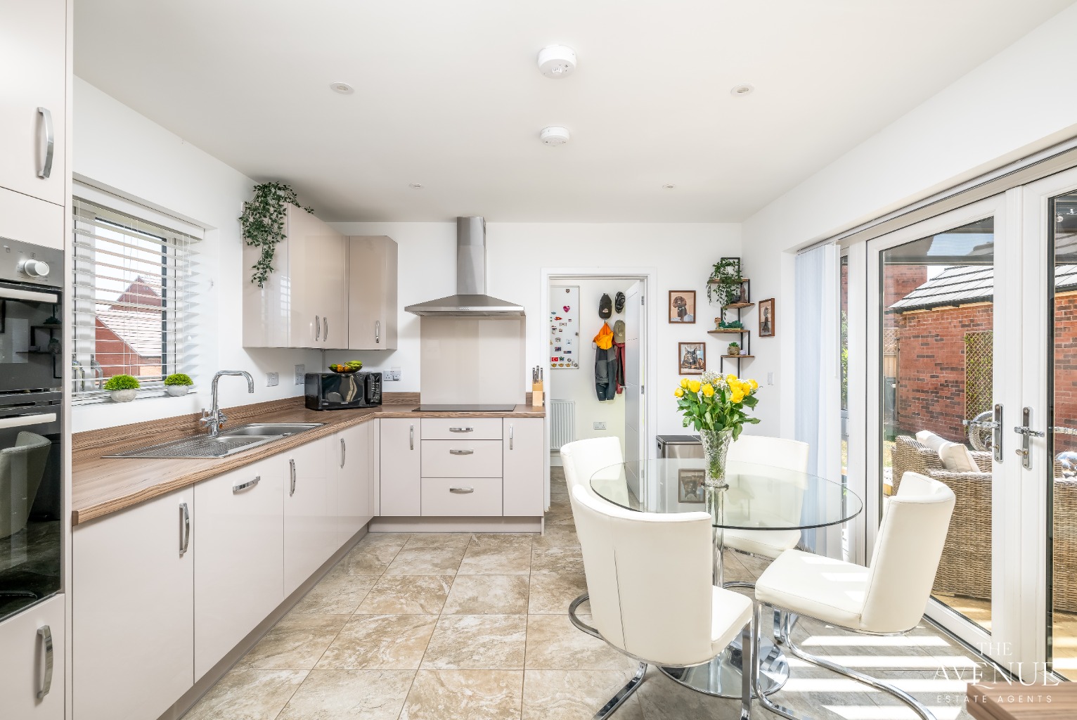 4 bed detached house for sale in Gleanings Close, Irchester, NN29 7FJ - Property Image 7